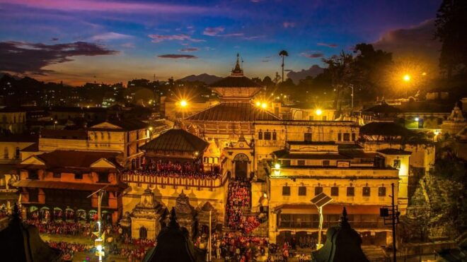 Pashupatinath: Evening Tour of Temple and Aarati Ceremony - Unique Features of the Aarati