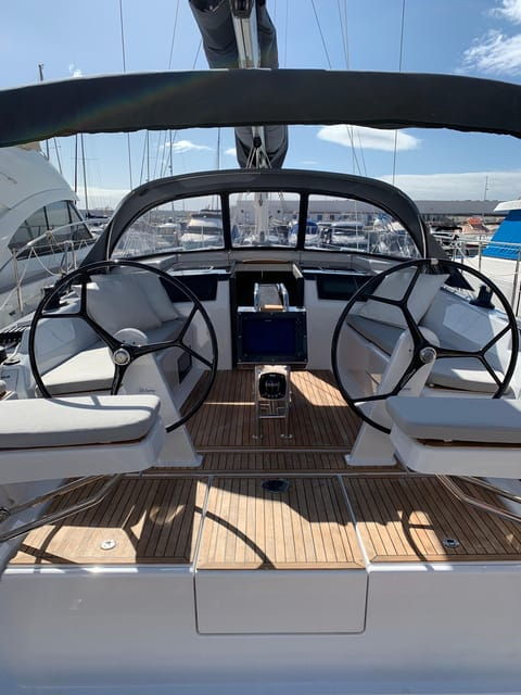 Pasito Blanco : 3H Private Sailing Tour With Food & Drinks - Weather and Safety Information