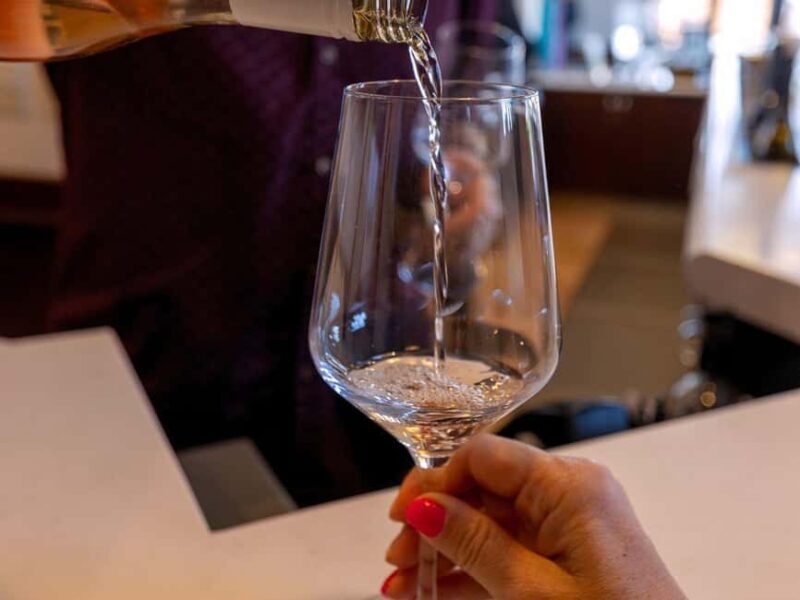 Paso Robles & Atascadero: 3-Winery Tour Including Lunch - The Sum Up