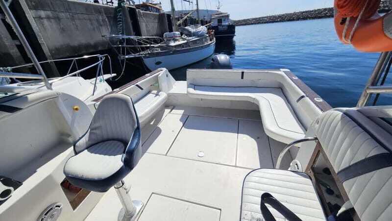 Passeio de Barco em Sesimbra (Publico/Compartilhado) - Good To Know