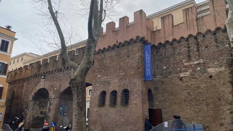 Passetto di Borgo:Vaticans Hidden Path & Castel Sant'Angelo - Good To Know