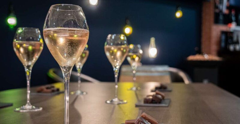 Passy-Grigny: Chocolate and Champagne Tasting Tour - Good To Know
