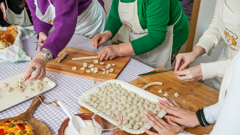 Pasta and tiramisu cooking class in Lecce - A Puglian meal you help make