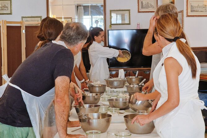 Pasta and Tiramisu Cooking Class in Rome, Piazza Navona - Cooking Class Details