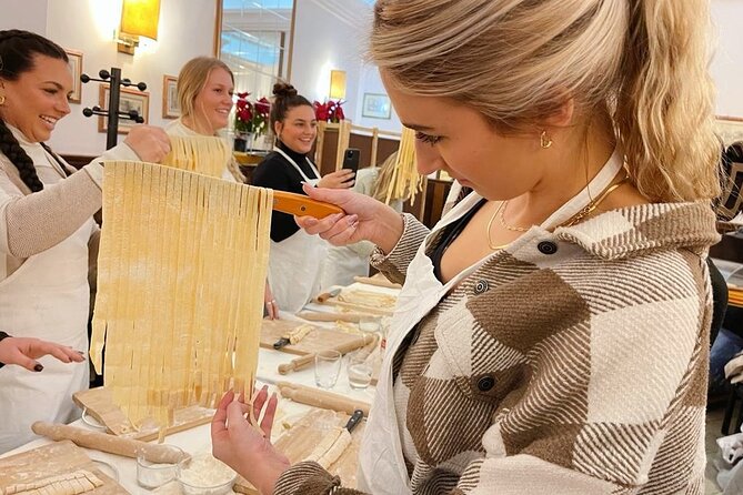 Pasta Class in Rome - Fettuccine Cooking Classes in Piazza Navona - Overview of the Pasta Class
