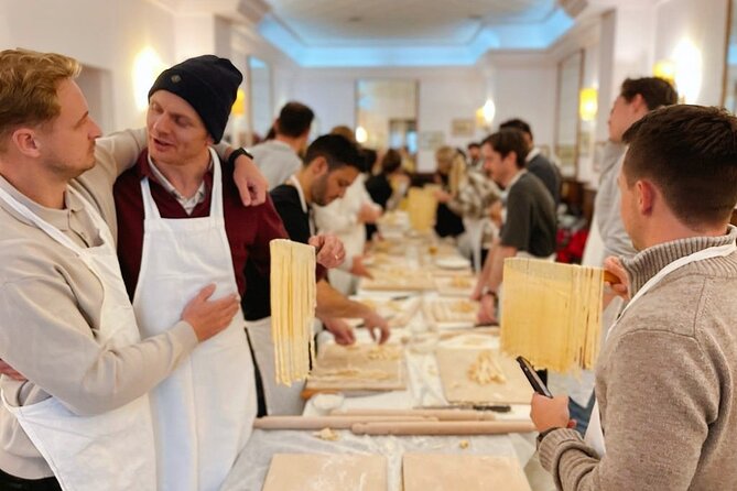 Pasta Class in Rome - Fettuccine Cooking Classes in Piazza Navona - Positive Reviews From Previous Participants