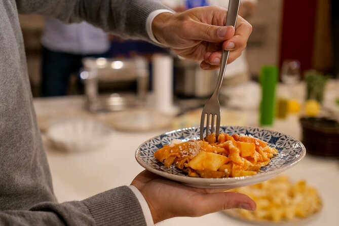 Pasta Making & Wine Tasting in a Roman Villa in Trastevere - Location Details