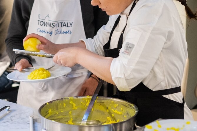 Pasta & Risotto Cooking Class in Milan and Market Food Tour - Customer Reviews