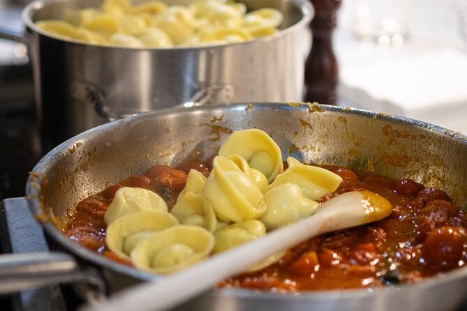 Pasta & Risotto Cooking Class in Milan and Market Food Tour - Common Questions