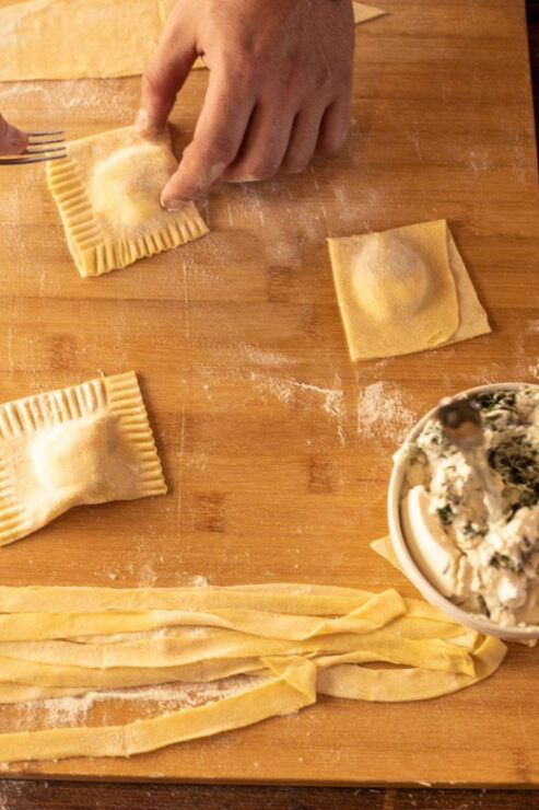 Pasta & Tiramisu Cooking Class With Optional Market Shopping - Good To Know