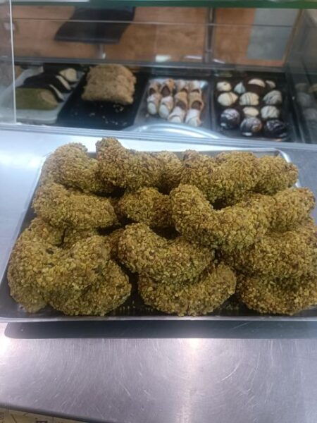 Pastry Making Course,Hazelnut and Pistacchio Paste. - The Sum Up