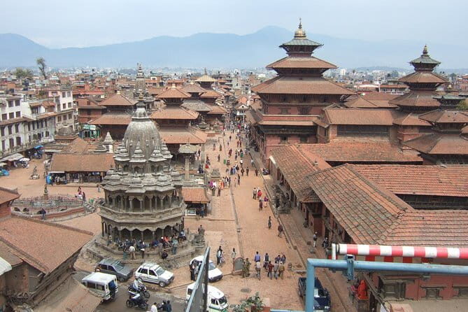 Patan and Bhaktapur Boutique Tour - Transitioning to Bhaktapur: A Step Back in Time