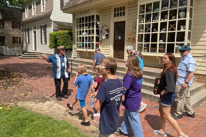 Patriots Tour of Colonial Williamsburg or Williamsburg 101 - Tour Details and Pricing