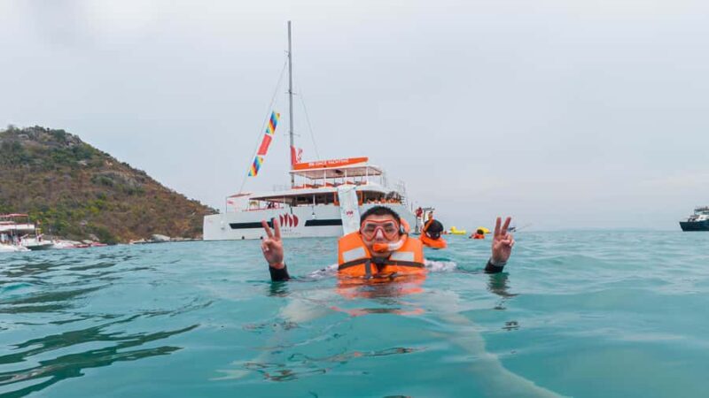 Pattaya: 3 Islands Yacht Sunset Party with Live DJ & Buffet - Practicalities & Tips