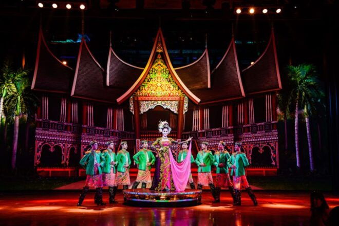 Pattaya: Alcazar Cabaret Discounted Admission Ticket - Impressive Lighting and Stage Setting