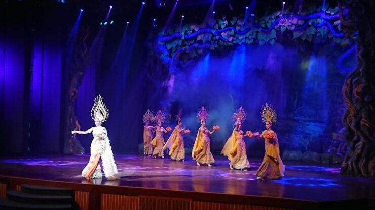 Pattaya: Alcazar Cabaret Show VIP Seat With Private Transfer - Ticket Details
