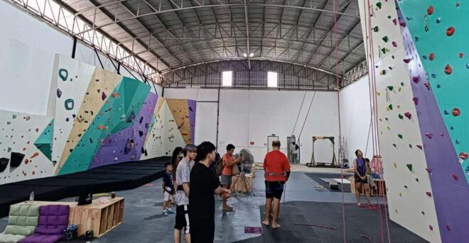 Pattaya: Bean Cow Climbing Gym Day Pass - Safety Guidelines and Restrictions