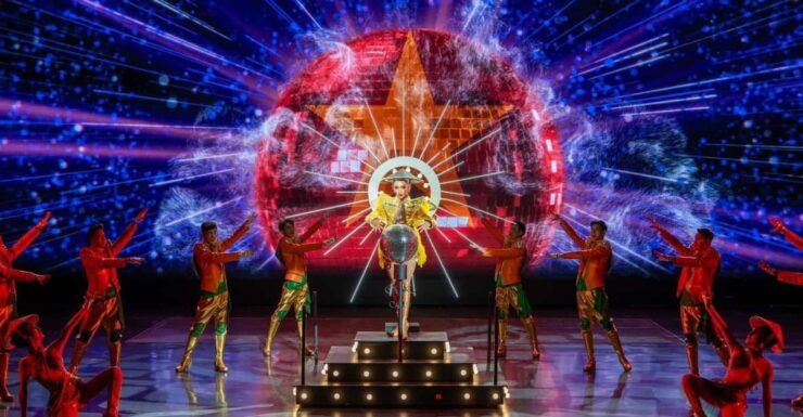 Pattaya: Colosseum Show Experience - Spectacular Show Highlights