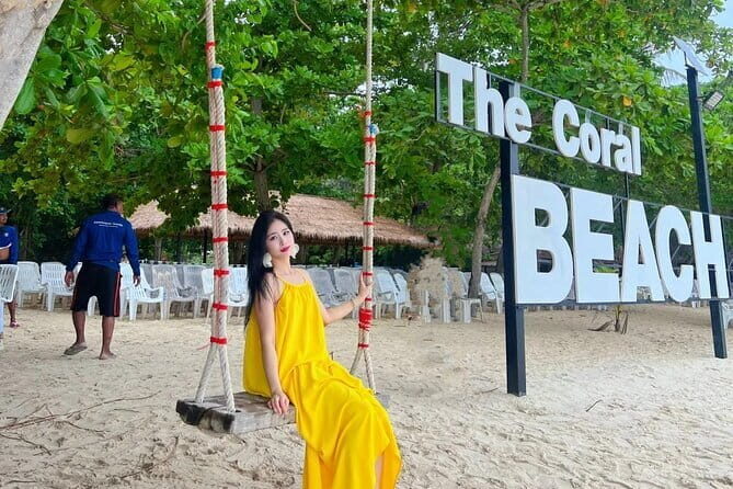 Pattaya Coral Island Snorkeling Banana Boat Parasailing Jet SKi - Food and Beverage