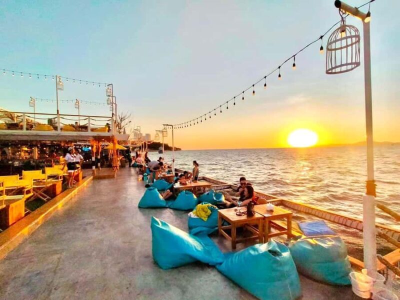 Pattaya: Floating Cafe & Optional Squid Fishing - Practical Details and Tips