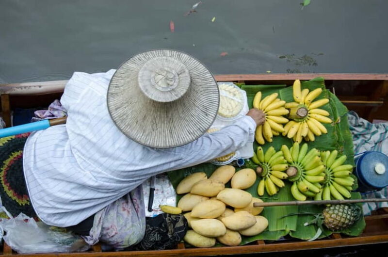 Pattaya: Floating Market Tour with Hotel Transfer & Guide - What Reviewers Say