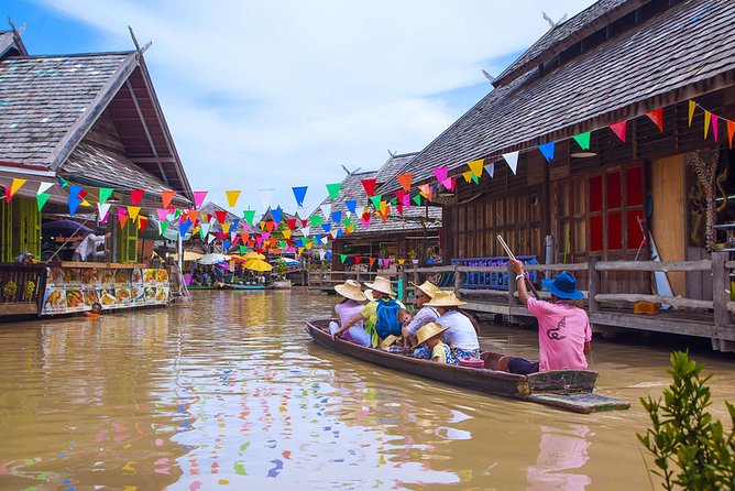 Pattaya Floating Market With Free Pattaya Landmarks Tour - Common Questions