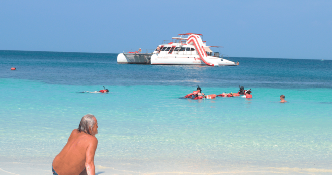 Pattaya: Full-Day 2 Islands Yacht Trip With Lunch and Sunset - Important Information
