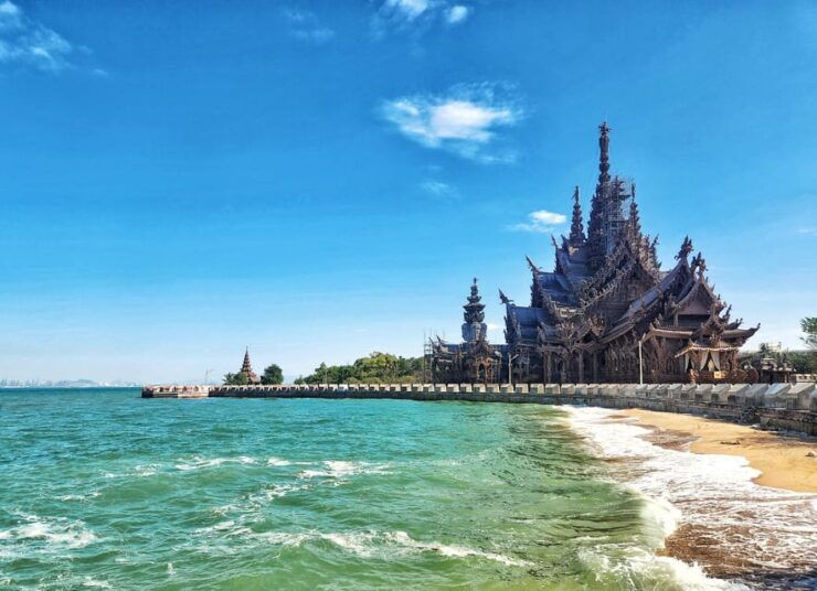 Pattaya: Highlights Tour With Tasting and Sanctuary of Truth - Itinerary and Activities