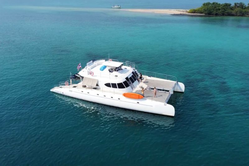 Pattaya Islands Hopping: Ko Phai Koh Rin Koh Ped by Luxury Catamaran - Leaving Ocean Marina for a day at sea