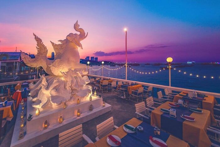 Pattaya: King Seafood Buffet Package - Visiting Tips