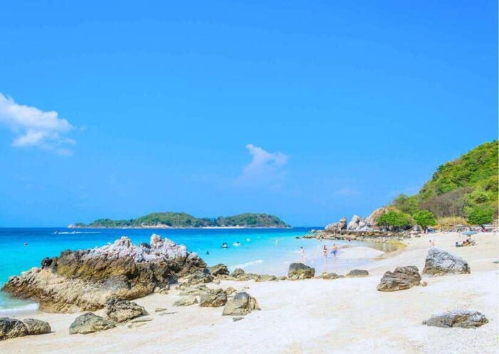 Pattaya: Koh Larn Island Day Trip With Lunch and Activities - What to Expect During the Day Trip