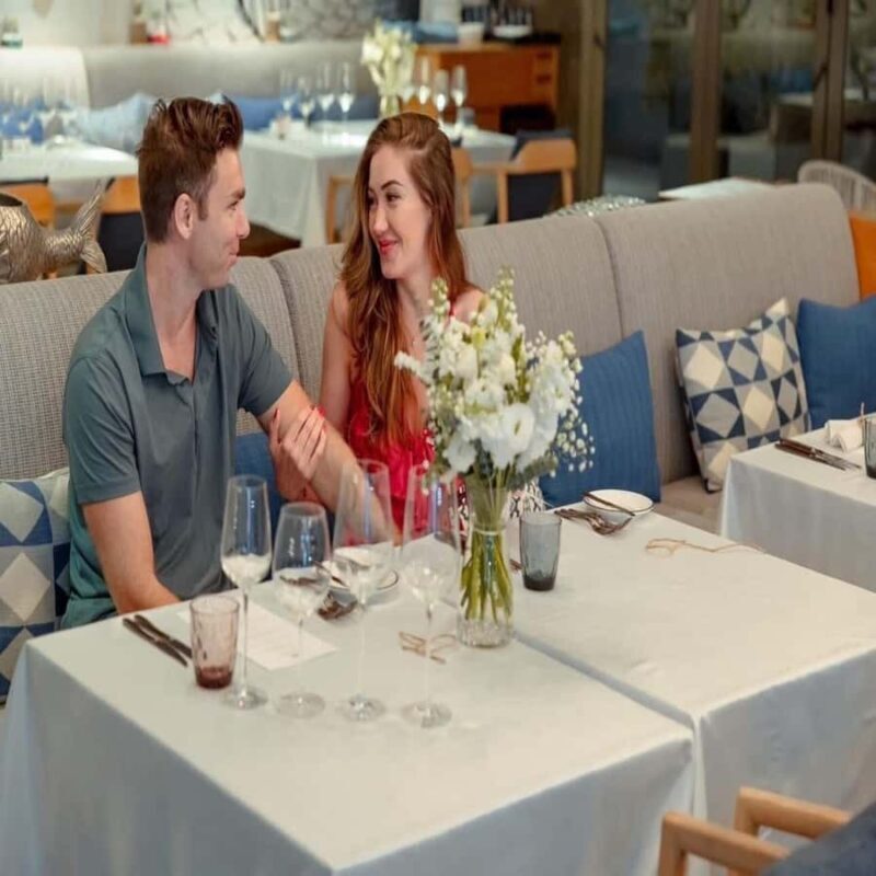 Pattaya: Pebbles Bar and Grill Restaurant F&B Packages - Who Is This Experience Best For?