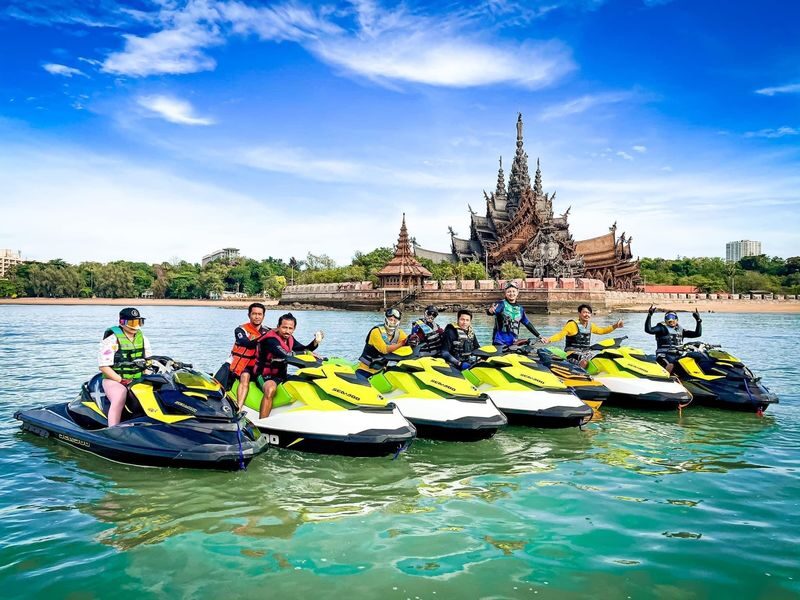 Pattaya Premium Jet Ski 4Islands Tour & Rental by TSA Thailand - Choosing a rental or a longer route