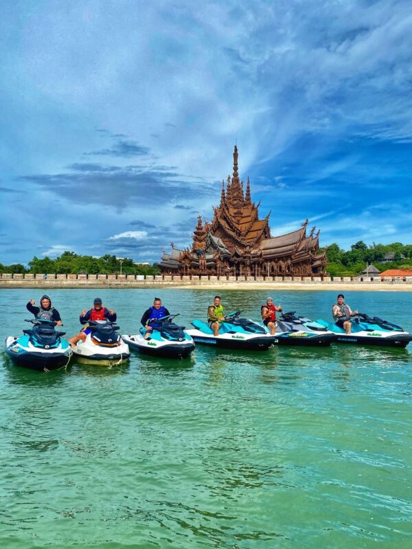 Pattaya Premium Jet Ski 4Islands Tour & Rental by TSA Thailand - Who will get the most from this outing