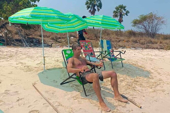 Pattaya: Private Speedboat 2-4 Islands Hopping with Lunch - The Experience of the Boat and Guides