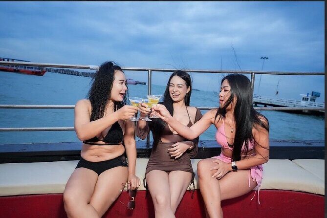 Pattaya Sunset Boat Party with Model Dancers, Music and Food - What’s Included and What’s Not