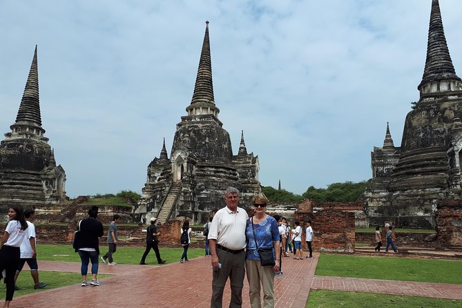 Pattaya to Kampaengphet - Local Cuisine and Dining Experiences