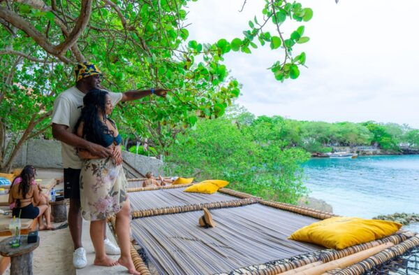 Pa'ue Beach Lounge - Additional Experiences
