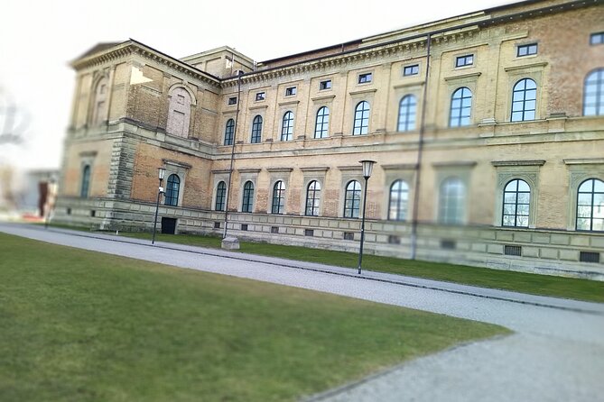 Pauls Private Tour in the Alte Pinakothek Munich - Directions and Meeting Point Details