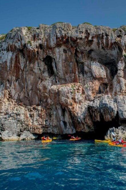 Paxos: Guided Kayaking Tour Mongonissi 2 Avlaki, Snorkelling - Trip Description