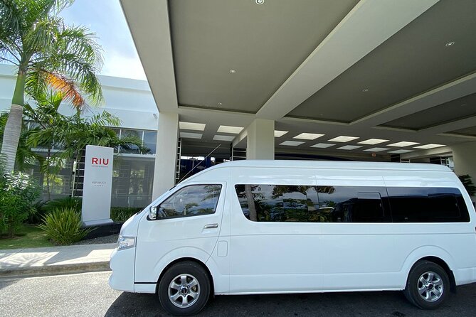 Pcrt-Transfer From Punta Cana Airport to Hotel - Pricing and Booking Details