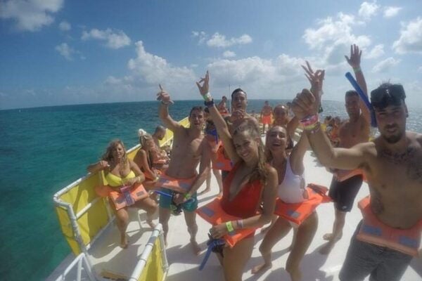 Pdc: Isla Mujeres Catamaran Tour With Snorkeling - Visit MUSA Underwater Museum