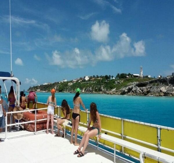 Pdc: Isla Mujeres Catamaran Tour With Snorkeling - Explore Isla Mujeres Downtown