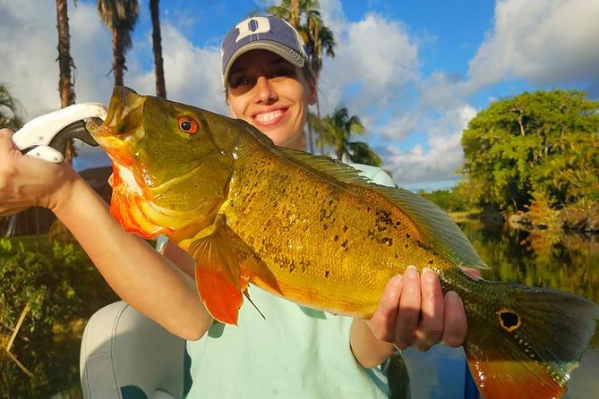 Peacock Bass Fishing Trips Near Miami Florida - Meeting Location and Facilities