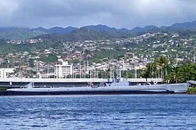 Pearl Harbor Arizona tour from HNL Airport - Why This Tour Is a Great Choice