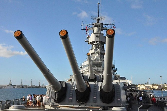 Pearl Harbor Deluxe Uncovered Tour W/ Lunch - Traveler Tips