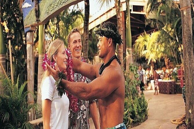 Pearl Harbor, Dole Plantation, & Polynesian Center Tour from Kona - FAQ
