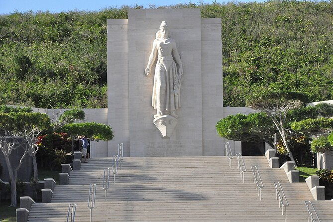 Pearl Harbor Visitor Center and Oahu Grand Circle Island Tour - Introduction