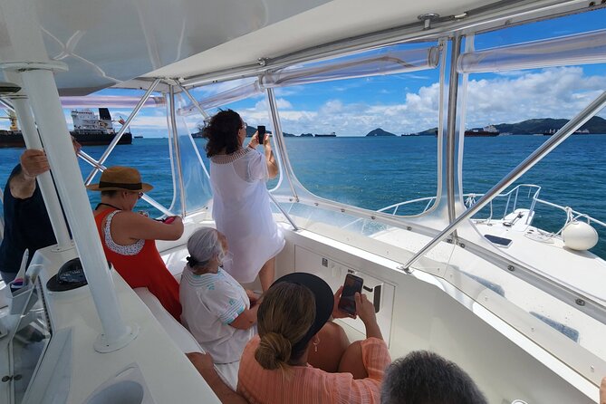 Pearl Islands Snorkeling and Fishing Day on a Private Yacht - Experience Highlights