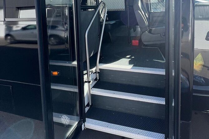 Pearson Airport to Niagara and Vice Versa 24 Passengers Minibus - What This Service Offers and Why It Matters